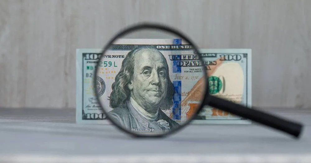 НБУ встановив курс долара 43,39 грн: новий рекорд