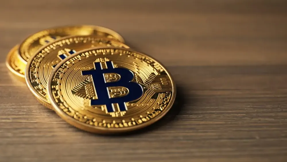 Биткоин теряет 13%: куда уходит капитал рынка
