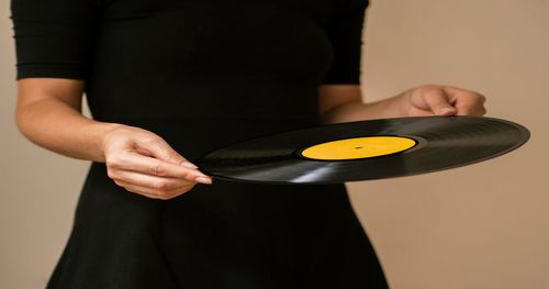 Колекційні активи: інвестиції, ризики та прибутковість