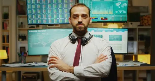 Брокеры для ETF из Украины: сравнение условий в 2026 году на рынке США и ЕС