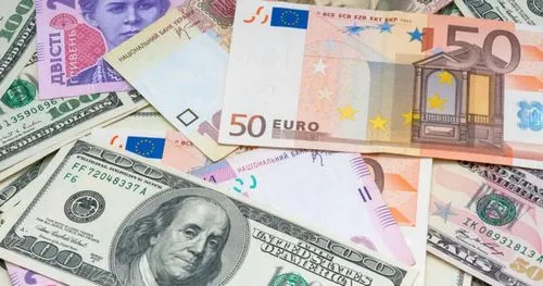 Снижение валютного спроса в конце января: что происходит на рынке