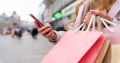 Оплата частинами: покрокова інструкція та відмінності від кредиту