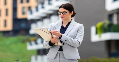 Ужгород лідирує за цінами: 1-кімнатна 19,6 тис. грн, 83% доходу — OLX