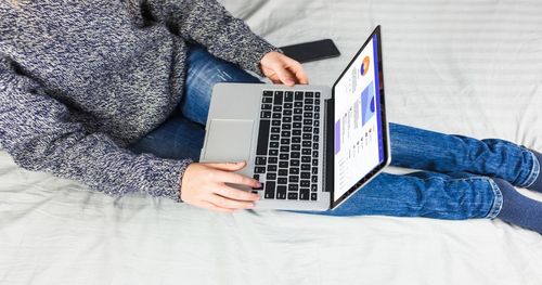 SWIFT SEPA перекази: повний гід, тарифи та строки