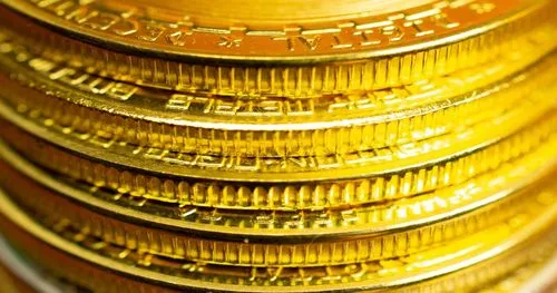 Стоимость золота достигла $5400 на фоне эскалации на Ближнем Востоке