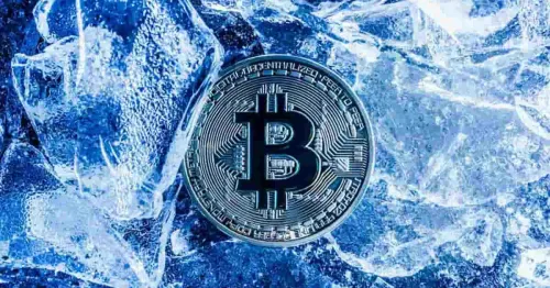 Bloomberg прогнозує найважчу криптозиму через капітальний тиск ШІ
