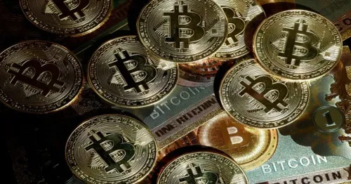 Bitcoin на пороге разворота: анализ дна от Coinbase и Glassnode