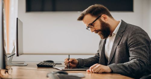 Рейтинг брокерів Казахстану 2025: як обрати найкращого для інвестицій
