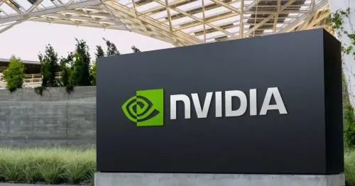 Экспансия Nvidia на $40 млрд: как тех-гигант покупает будущее ИИ